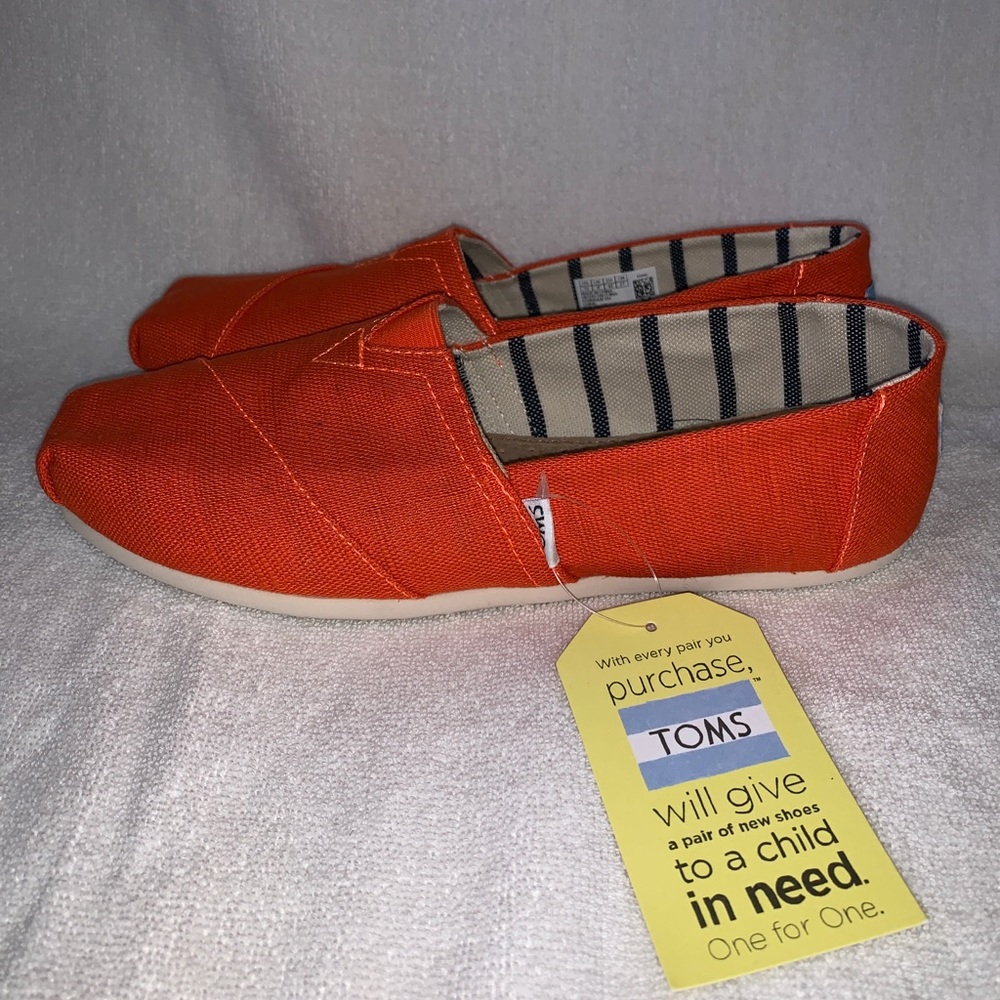 COPY - Cherry Tomato Heritage Canvas Women's Classics